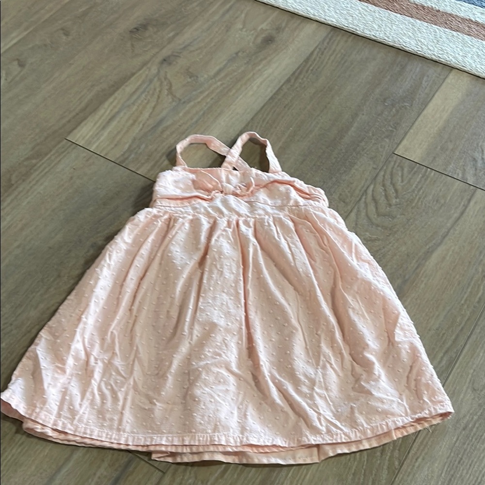 Pale Pink Sundress with Sleeveless Design and Halter Neckline